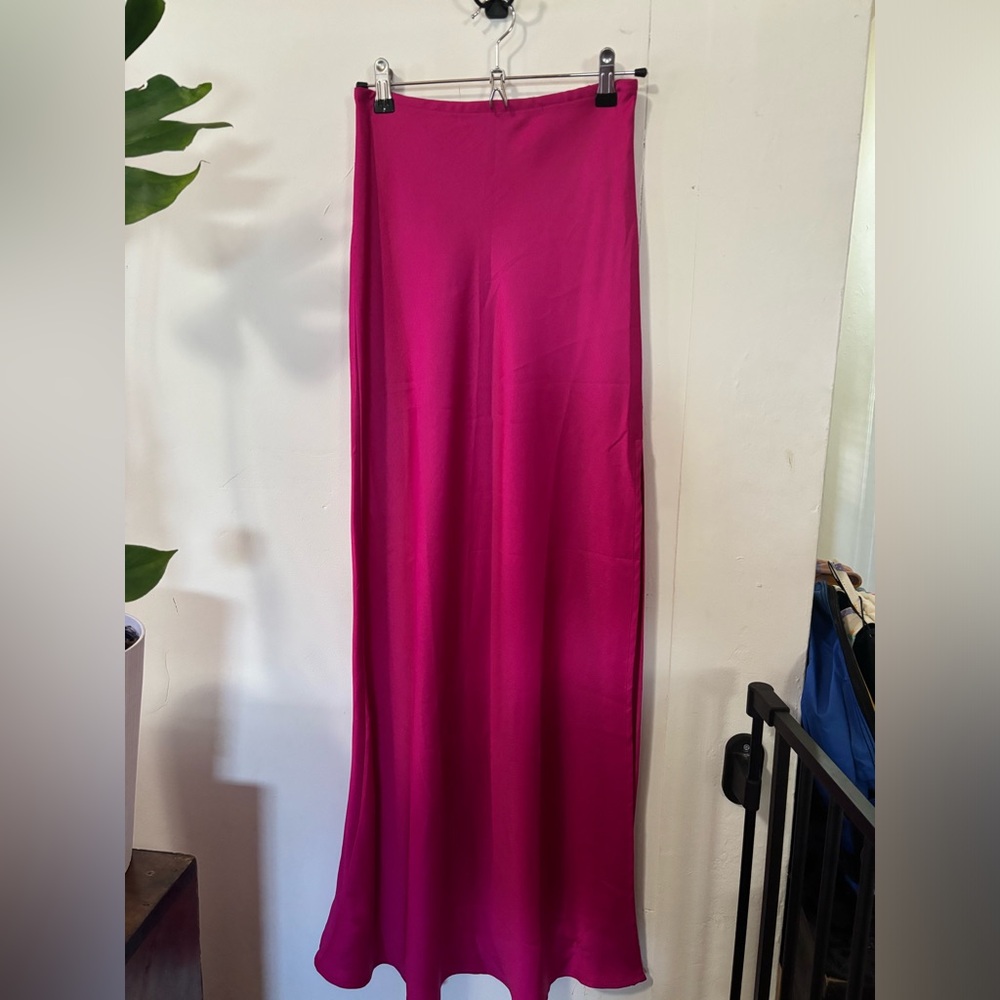 Forever 21, fuchsia maxi skirt, size small